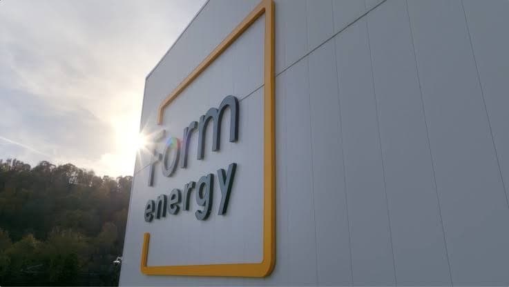 Form Energy capta US$ 750 milhões, cruza US$ 2 bilhões em aportes e vira aposta americana para alimentar a era da IA